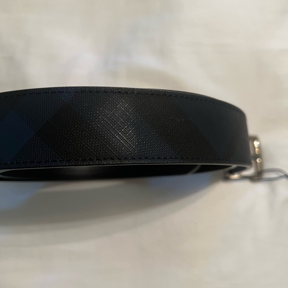 Burberry Nvay/Black belt - Picture 3 of 6